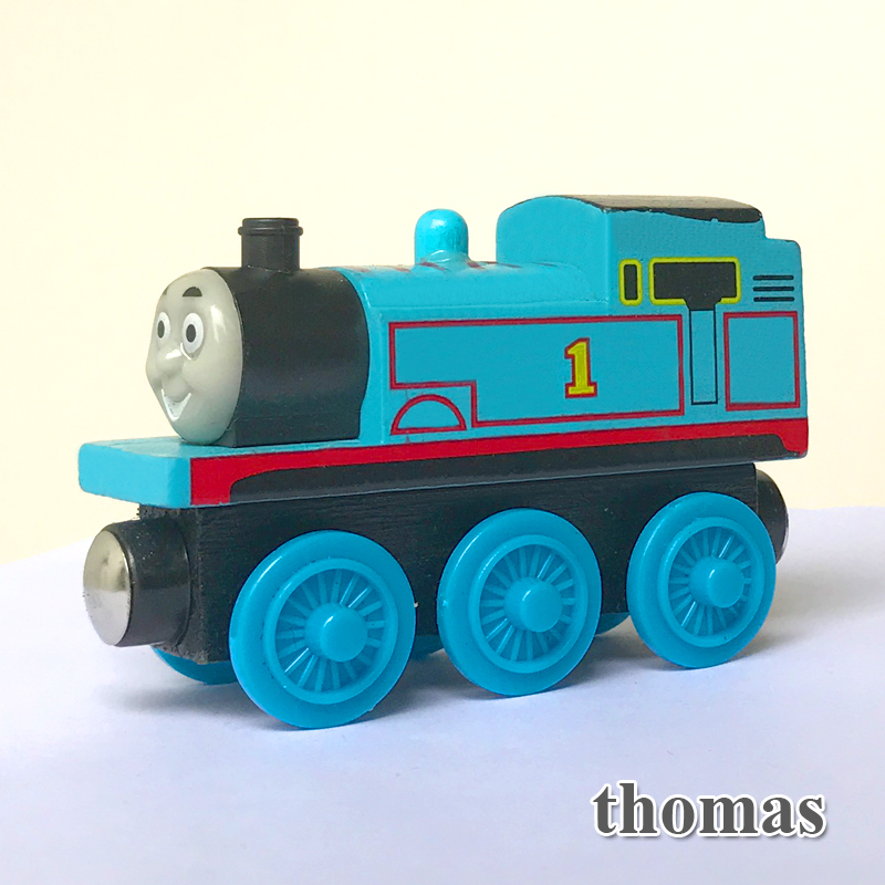  Kereta  Api Thomas  Wooden Magnet Random Model Multi 